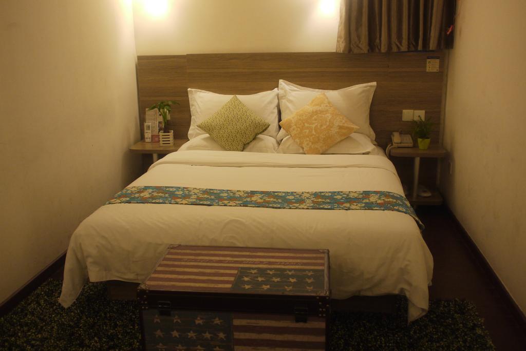 Revive House Hotel Guangzhou Shang Xia Jiu Номер фото